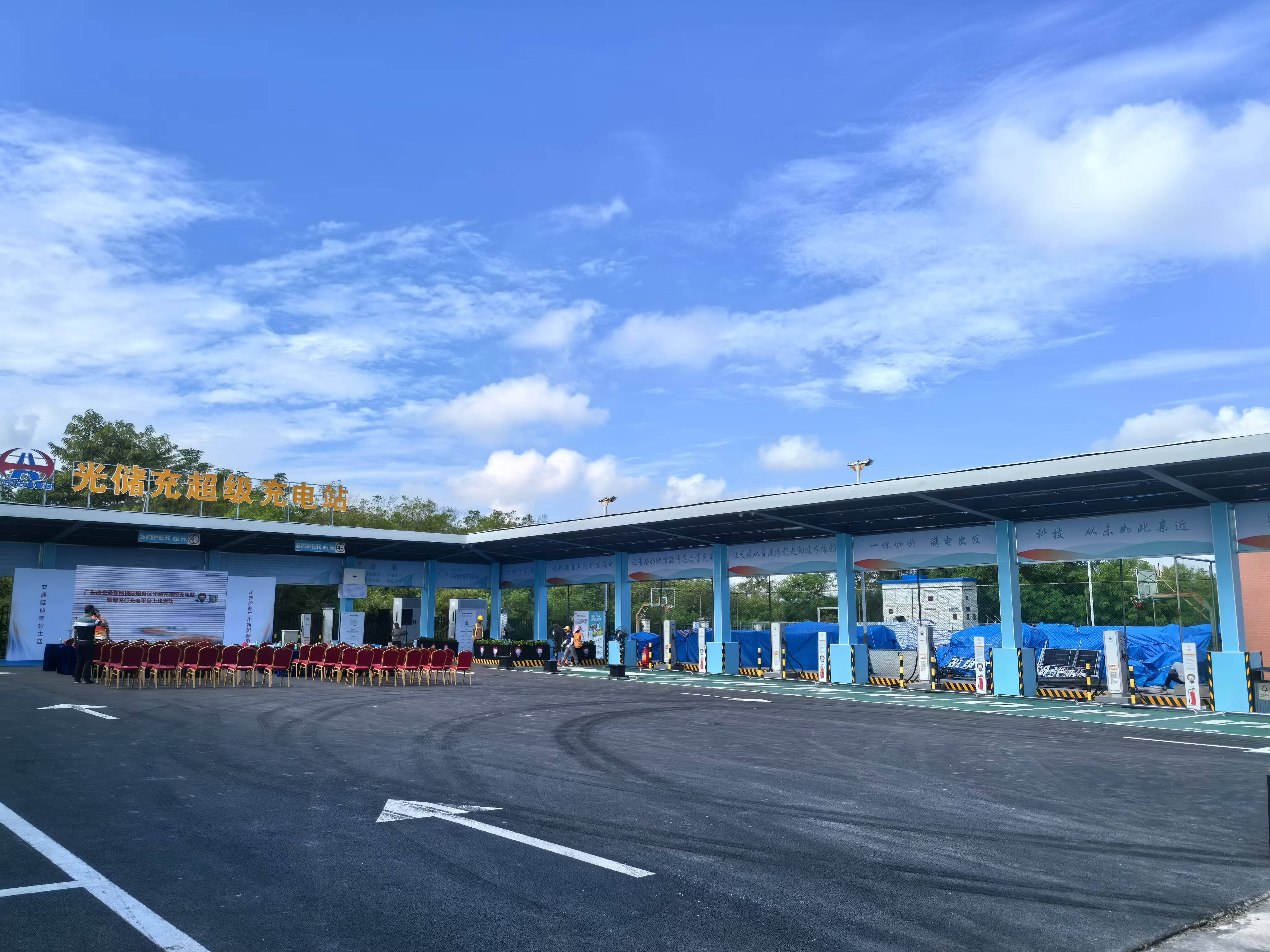 z6com尊龙凯时官网非晶干变赋能光储充一体化充电站建设，超1级能效产品为绿色交通转型提速